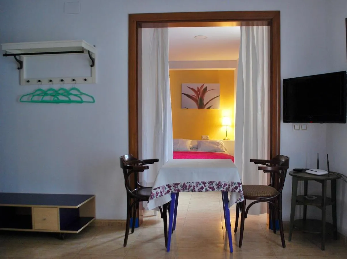 La Habana Apart Hotel Lloret de Mar 0*,  Spagna